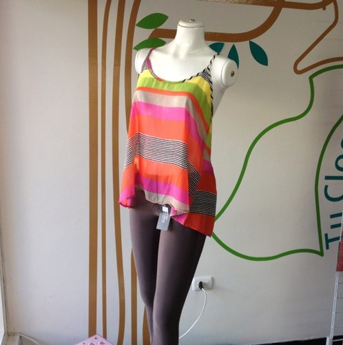 Bienvenidos seguidores de la moda! Ropa de Damas importada. Accesorios y Carteras. Mayor y detal.
