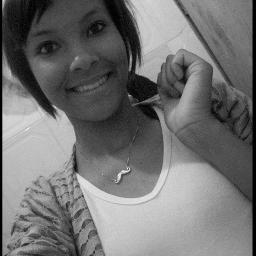                     -  my looovi ~ @CristianRoX1  ♥ 

olheein lÁ e adccneim *-* http://t.co/n92bNMnM