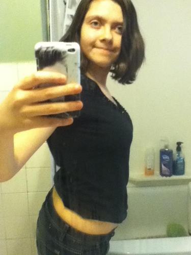 rhuntington11's profile picture. Official Harry Styles account replied to my tweet 1/18/13 10:45  I love u Harry your my life babe!!!!! Real Alex Constancio followed me @Im_AlexC