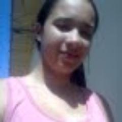 Mariane,paranaense,14 anos...
Sigo de volta todos que me seguirem ..
Me senguem la no meu outro twitter @marianelopes20