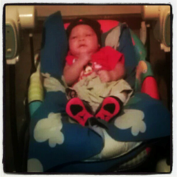Blessd here wit my son Mar'khai i love so much&ima be a gud DAD 2 him like my DAD did me R.I.P WILLIE AKA POPZZ!!!! ur grandson LUV U!!