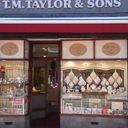Taylors, founded in 1879 is the Isle of Wight’s oldest family jewellers, offering extensive ranges of classic and contemporary jewellery, watches and gifts