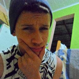 tenho 12 anos,e tô pronto pra mostrar pra vocês o que acontece no meu dia-a-dia