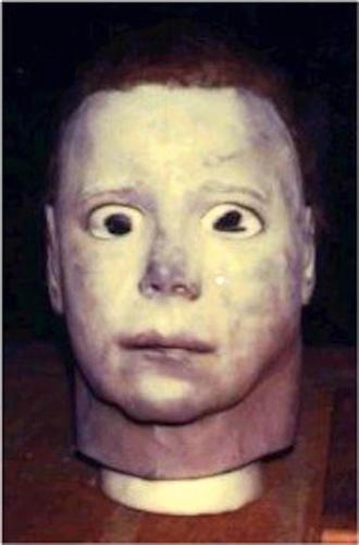 Saints fan, Pelicans fan, LSU fan and longtime wrestling fan. Loves horror movies, particularly slashers, collects comics and Michael Myers masks.