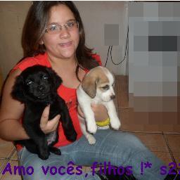oooi *-* eu sou a Beatriz mais todoo muundo me chama de bia, aquariana,ciuumenta,chata,boba e besta , quer saber mais ? VEM ME CONHECER rs'