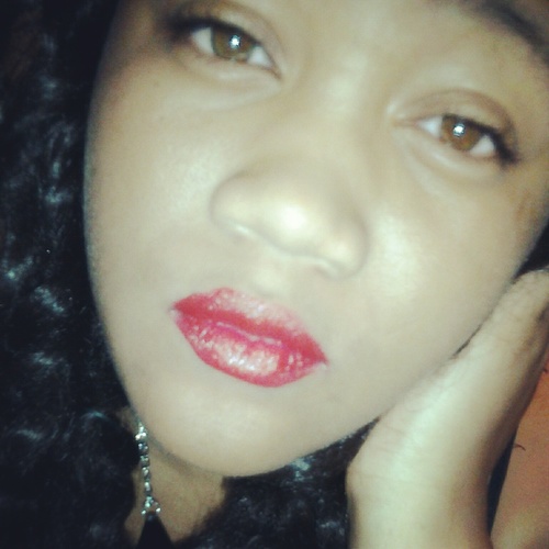 Very Talented , All about my bread , #Single and fine with that because i wont settle for nothing Less then the Best ,Come at me respectfully or get dismissed