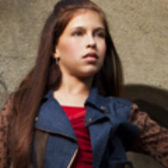 Simrin player was born on September.20th 1998 and she is from Phoenix,Arizona she is a Bgirl please visit her website at http://t.co/wulrUqUi8x