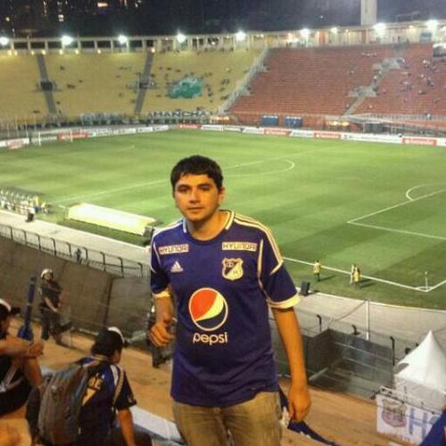 Pastuso, residente en Cali, Socio, hincha a morir de Millonarios. Orgulloso y Feliz de todo eso. Apasionado por los deportes.