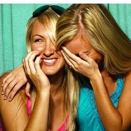 Two college girls tweeting about all our amazing college experiences we're sure you can all relate to :) We follow everyone back!