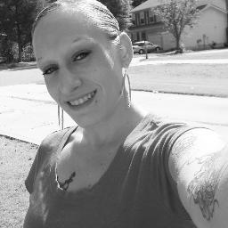 Love my family.. My 3 kids are my LIFE! I am a single mom and 100% devoted to my kids and giving them the best life I possibly can!!