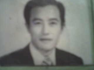 kwon470303's profile picture. ♣아무리 큰나무도 혼자서는 숲을 만들수 없드시 우리힘을 합쳐 명품인생을 위한 울창한 숲을 함께 만들어 나갑시다!!(47세)경남 마산출생 마산고 서울대 미국시카코주립대졸업 강남신사동21층빌딩소유임대수입 월5천만원정도임 3년전사별독신임