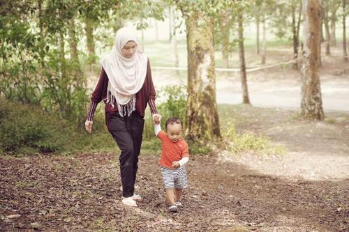 yuliantirida's profile picture. A wife, mother, chef, teacher, friend, fashion stylist..yes! I'm everything they needs :).. @gobybudiman #arkaan