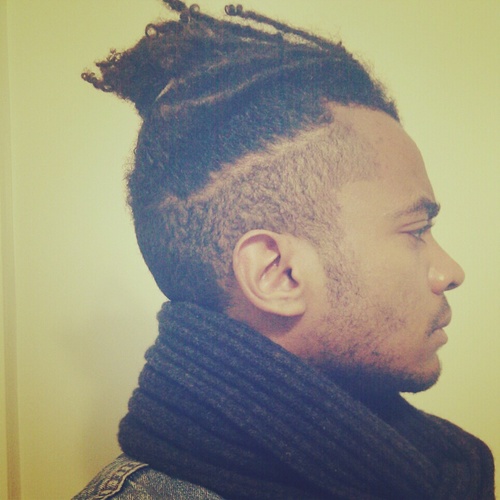 barbe__noire's profile picture. Aloha!