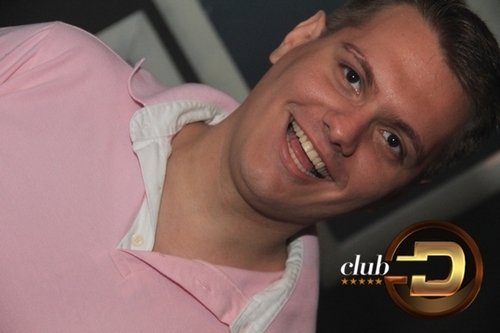 Proprietário do MISS & MISTER BRASIL

MICHELASI PRODUÇÕES
