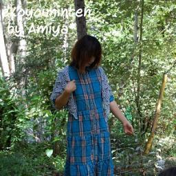 山梨のドームハウスに住んでいます*オーガニックコットンやコットンで編み小物や服を制作しています*
ちょこっとレトロでちょこっとかわいい小物たち　大人ガーリーな服
ホームページはただいま準備中です＾＾
http://t.co/DcHR50Yqui
