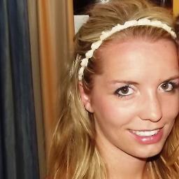 AlinaGibb's profile picture. 