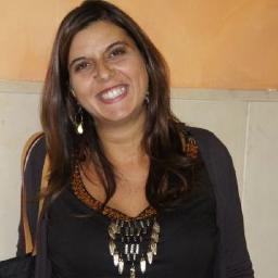 elina81's profile picture. 34 anni, content manager, copywriter, MOOC researcher: parole strane per dire che lavoro nel web. Nel tempo libero cucino, guardo il mare e la tv.