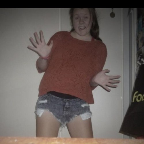 han_spalding's profile picture. My name is hannah and i an obsessed with the janoskians an one direction 3