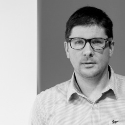 Founder & CEO of Uniform Group. In no particular order: tennis, food, business, leadership, architecture, running, climbing, design, brands.