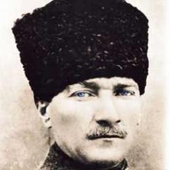 Ne Mutlu Türk'üm Diyene!