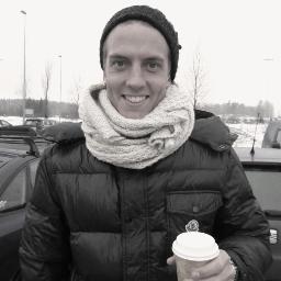 simontanns's profile picture. 