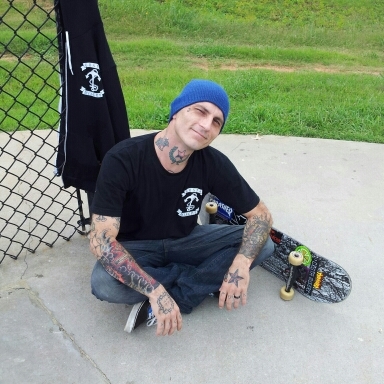 CaptFowler's profile picture. I like to work,travel,skateboard