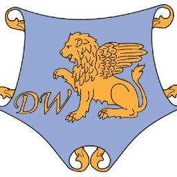 Dwór Wapowce to dwór z historią i tradycją. Specjalizujemy się w organizacji imprez okolicznościowych, wesel, biesiad, spotkań firmowych.
