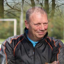 In de kern: Sociaal, Teambuilder, Sportief, Genieter, Ongeduldig, Gedreven, Bewogen, Optimist, MultiCulti-vist, Voetballer, Scout, Analist en Wereldburger.
