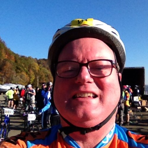 rjcalhouun's profile picture. Semi Retired