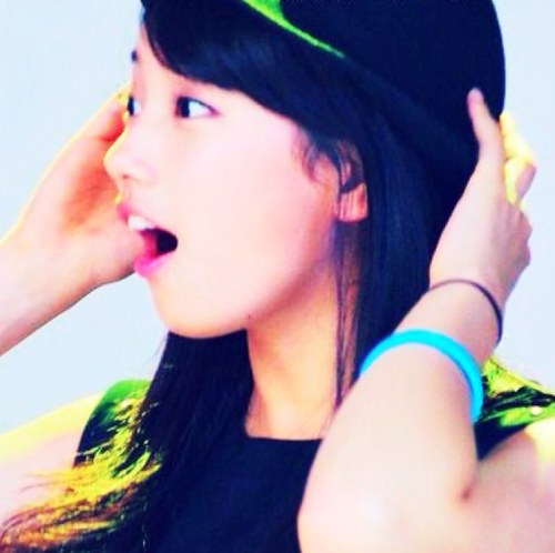 @Bae_Suzy_bot の ついほー垢