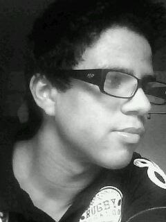 Cara Bem Humorado e Bem Alegre e Gosta de Fazer Amizade... •_•....