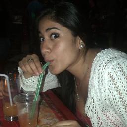 La felicidad es lo principal para vivir en esta vida :D
