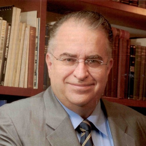 Ex Subsecretario de Hacienda y ex embajador de México en Canadá .Economista.
