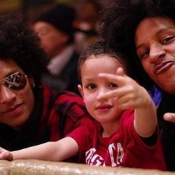 hello !!! i love to dance #love #lestwins my inspiration
