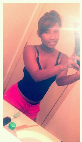 rozhanay1's profile picture. I trust ,no niqqah fear no female ,&& don't give A'f what noboddii think ,:) «3