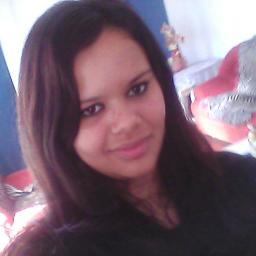Pegue as suas tristezas e as jogues para o ar, vai ser feliz sem se importar pois estando certo ou errado sempre irão criticar