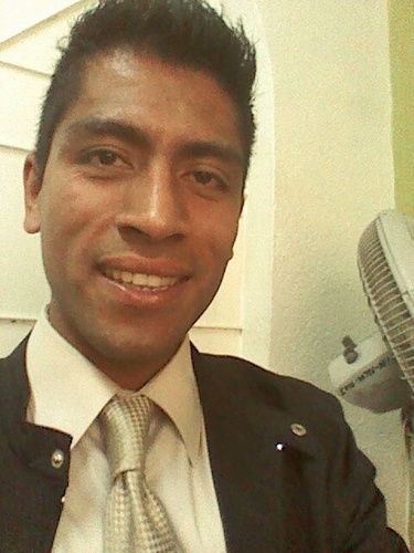 PRACTICO SALSA EN LINEA, ME GUSTA EL SOCCER, ESTUDIO PARA CONTADOR Y TRABAJO EN UN ORGANISMO DESCENTRALIZADO.