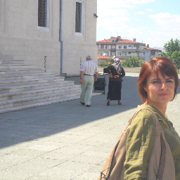 Ozlmbasak_erol's profile picture. 