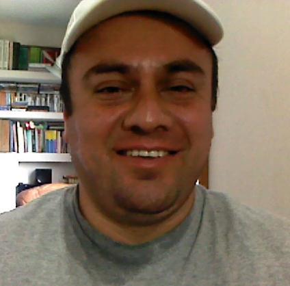Amante de la vida, socialosustentable, ecologista, Medico Veterinario, optimista, familiar, amigo. PROYECTISTA Y CAPACITADOR DE PROBIO AC