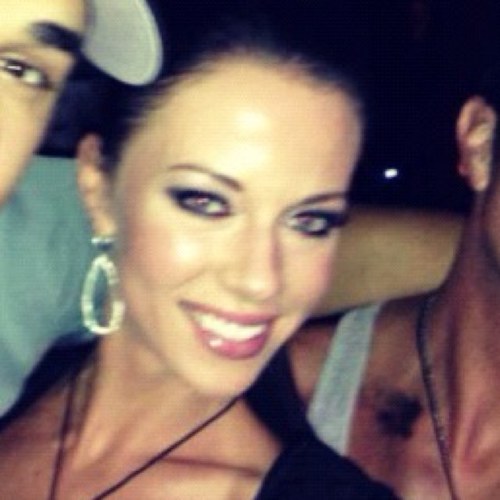 Olya_Omel's profile picture. 