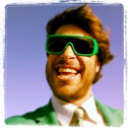 Jornalista irreverente, em busca da cidadania, bom senso, civilização e educação em geral. Ator.Formador de opinião.