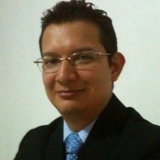 Comunicólogo, percusionista frustrado, me encanta el jazz y el cine. Trabajo en RH, desarrollo organizacional