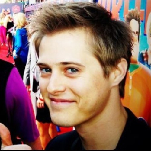 Fã Clube Brasileiro dedicado ao cantor, compositor, ator, diretor e produtor, Lucas Grabeel! Nós somos a Tropa!
