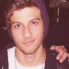 Não tenho reply nem tenho retweet. Mas tenho o mais importante, um amor incondicional pelo Chay - desde: 29/09