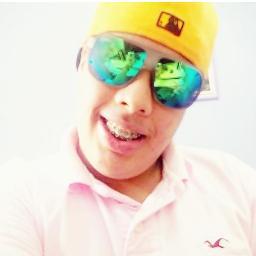 ;
- Eu Te Amo @_beeHalvees #s22'
Sabe quem chego pra parar tudo ? é o menino do seu pesadelo ! ♫♫