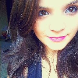 me julgue pelos meus erros
me odeie pelas minhas vitórias
me ame por eu ser quem eu sou
mas me conheça antes de acreditar no q falam de mim!