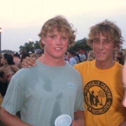 Ry_Pharrel's profile picture. I enjoy long walks on the beach, picking things up and putting them down, and listening to my ipod on shuffle.