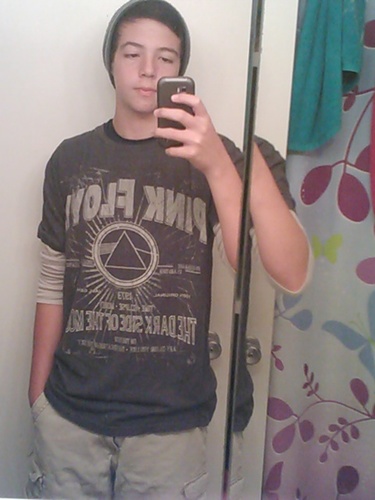 #single #CHS #Freashman #Scorpio #skateforlife #a7x #bvb #fir #ffdp #slipknot #nirrvana love them fine ass girls