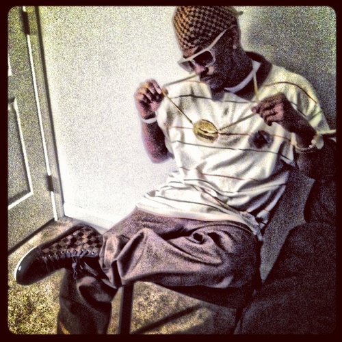 Sir_POPE_L's profile picture. Instagram @Sir_Pope_L follow me I'm on the road to success !!!