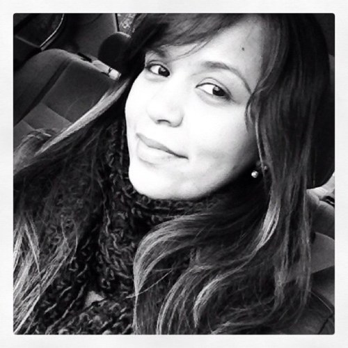 Vivo pq creio na palavra q diz q todas as coisas contribuem p/o bem daqueles que amam a Deus! Logo, #Amooo. Atualmente (Backing Vocal do @CantorDaniel)